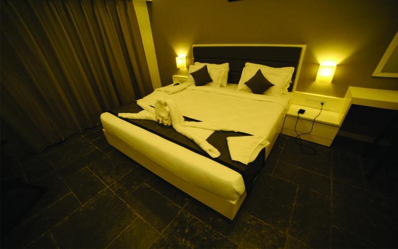 Hotel Dwarawata Dharwad Dış mekan fotoğraf