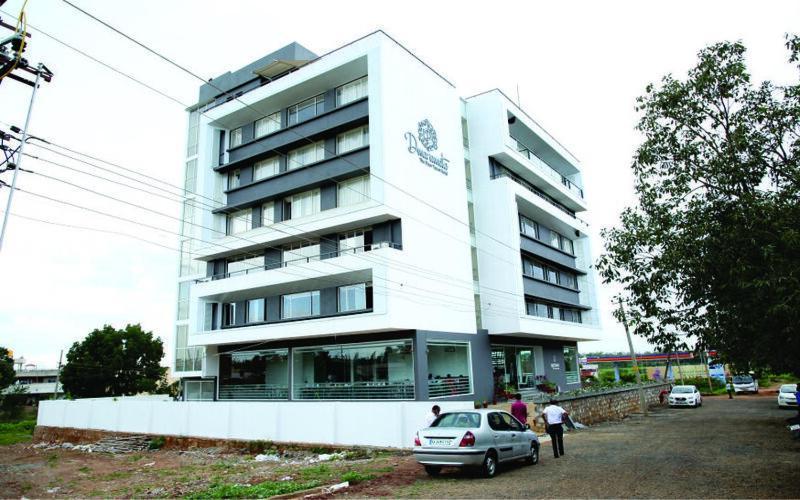 Hotel Dwarawata Dharwad Dış mekan fotoğraf