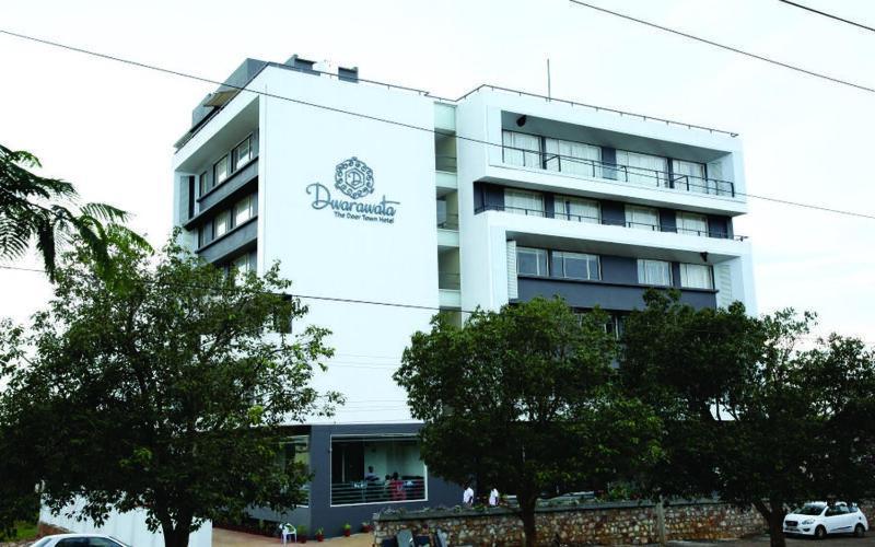 Hotel Dwarawata Dharwad Dış mekan fotoğraf